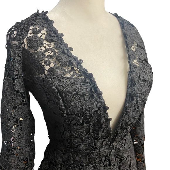 Saints + Secrets Lace Cocktail Mini Dress Size M Black Plunging V-neck Party Fun - Picture 2 of 9